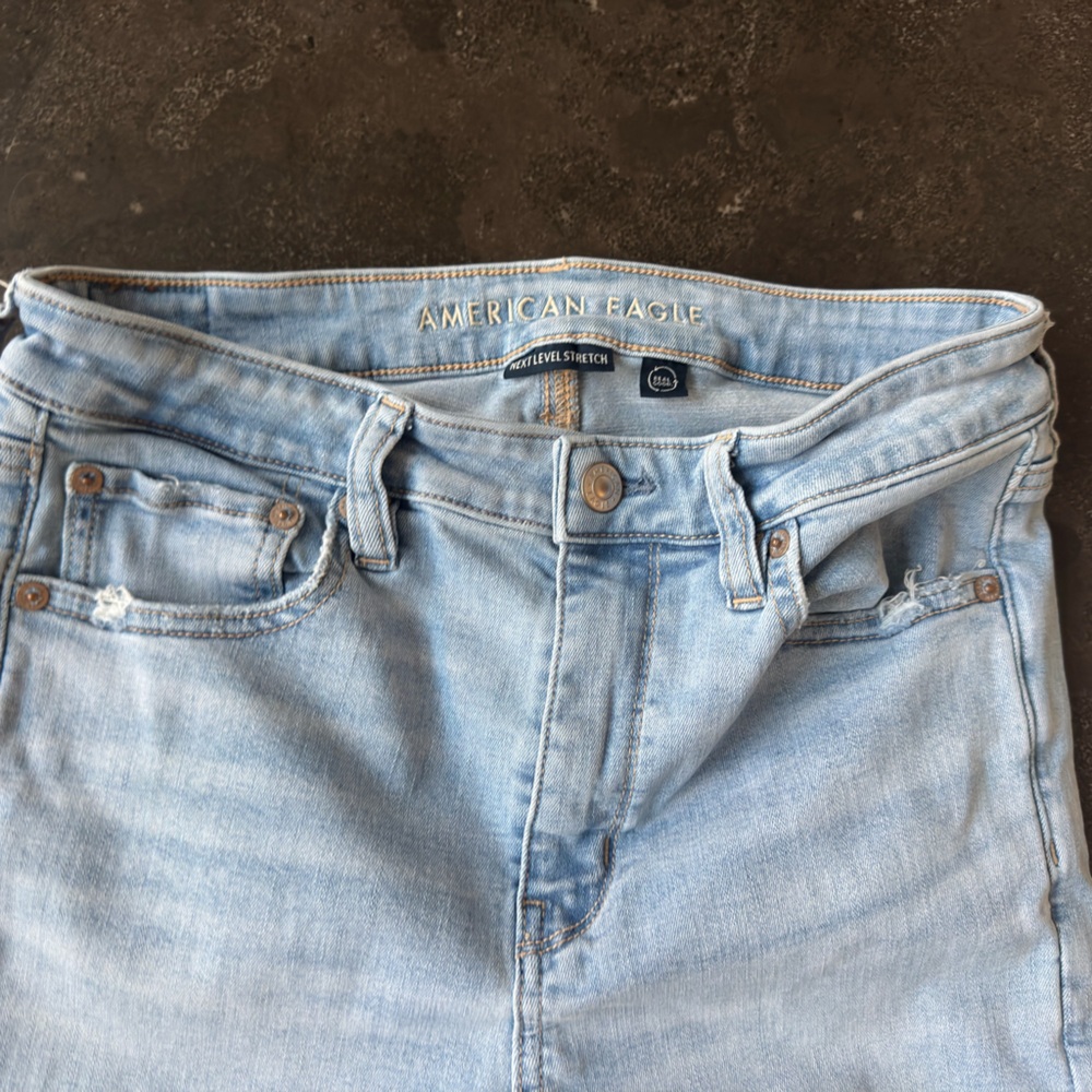 American Eagle Outfitters - High Rise Flare Jeans - Size 8R